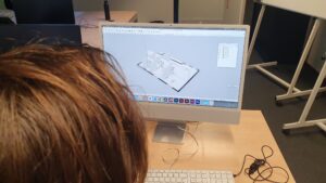 SketchUp-cursisten-aan het werk bij Gmi-designschool